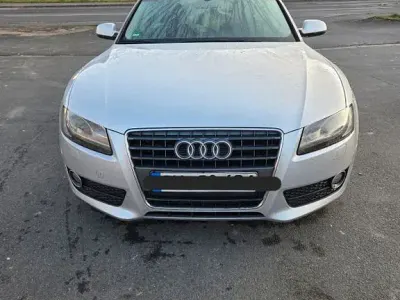 Gebraucht Audi A5 Sport 179 PS (131 kW) 2011 Silber Coupé
