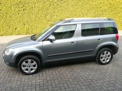 Gebraucht Skoda Yeti Plus Edition 110 PS (80 kW) 2012 Silber SUV