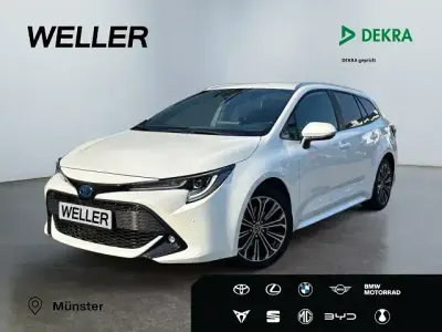Gebraucht Toyota Corolla Team 184 PS (135 kW) 2022 Pure) white ii (weiss Kombi