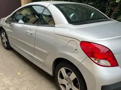 Occasion Peugeot 207 CC 156 PK (114 kW) 2011 Zilver Cabriolet