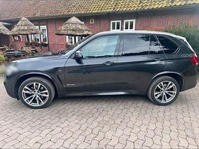 Gebraucht BMW X5 M Sport 315 PS (231 kW) 2015 Grau SUV