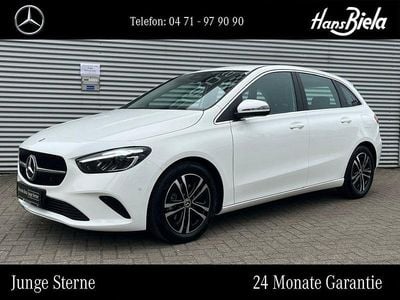 Gebraucht Mercedes B200 163 PS (119 kW) 2025 Weiß Van / Kleinbus