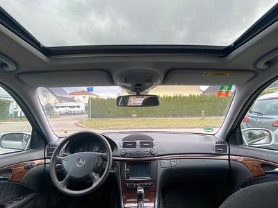 Mercedes E270