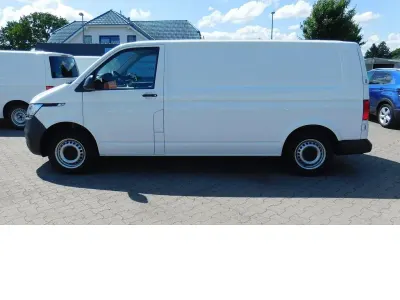 Gebraucht VW T6.1 83 kW (113 PS) 2022 Candyweissweiß Van