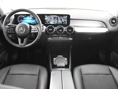 Gebraucht Mercedes GLB200 163 PS (119 kW) 2021 Schwarz SUV