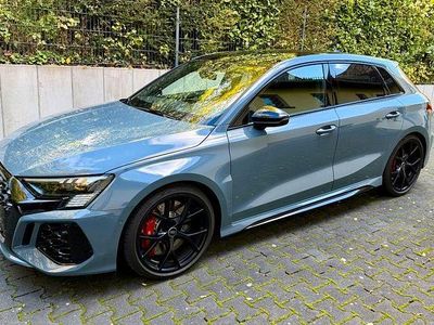 Gebraucht Audi RS3 Sport 400 PS (294 kW) 2024 Grau Limousine