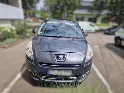 Gebraucht Peugeot 5008 163 PS (119 kW) 2012 Grau Van / Kleinbus