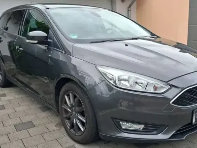 Gebraucht Ford Focus Business Edition 101 PS (74 kW) 2016 Magneticgrau (metallic) Kombi