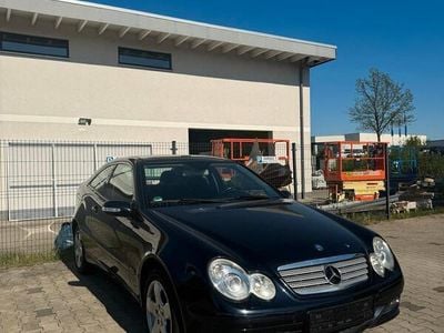 Mercedes C230