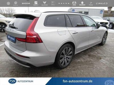 Second-hand Volvo V60 145 CP (106 kW) 2025 Break