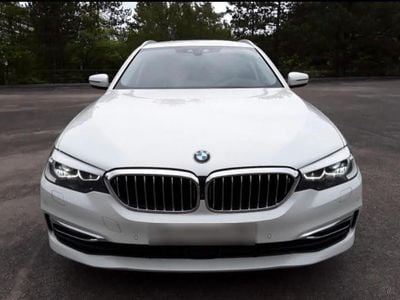 Gebraucht BMW 520 Performance 190 PS (139 kW) 2017 Weiß Kombi