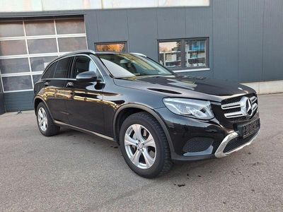 Second-hand Mercedes GLC250 204 CP (150 kW) 2016 Negru Monovolum