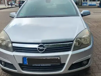 Gebraucht Opel Astra 125 PS (91 kW) 2004 Silber Limousine