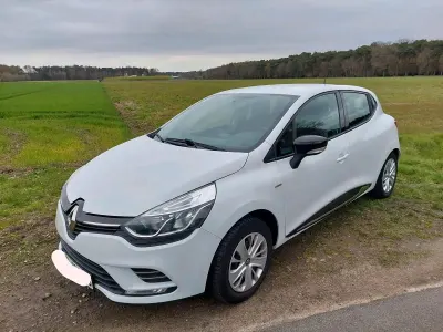 Gebraucht Renault Clio IV LIMITED 75 PS (55 kW) 2018 Weiß Limousine