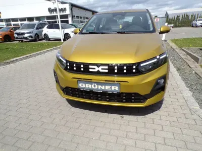 Neu Dacia Sandero Expression 101 PS (74 kW) 2026 Gold Limousine