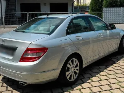 Gebraucht Mercedes C230 Elegance 204 PS (150 kW) 2007 Silber Limousine