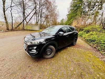 Schwarz Gebraucht 2017 Hyundai Tucson Style SUV | 14.000 € (Fairer Preis)