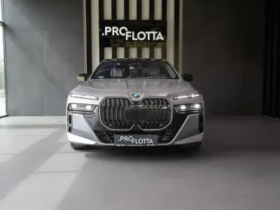 Gebraucht BMW M760e