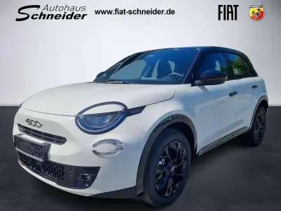 Neu Fiat 600 Street 101 PS (74 kW) 2026 Bicolore lackierung SUV