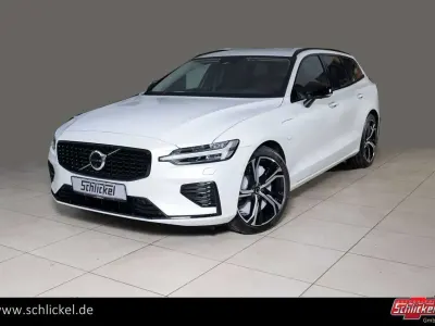 Gebraucht Volvo V60 Business Edition 398 PS (292 kW) 2025 Crystal white pearl Kombi