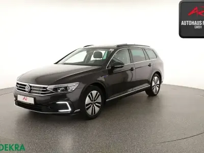 Usata VW Passat GTE 218 CV (160 kW) 2022 Grigio Station wagon