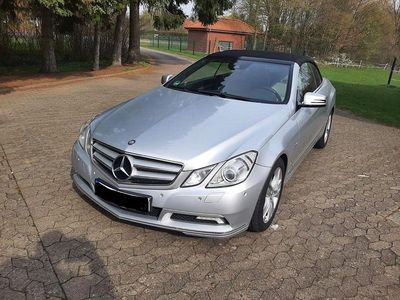 Usata Mercedes E220 Avantgarde 170 CV (125 kW) 2010 Argento Cabrio