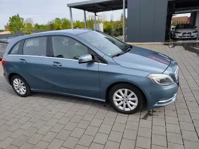 Brugt Mercedes B200 136 HK (100 kW) 2013 Blå MPV