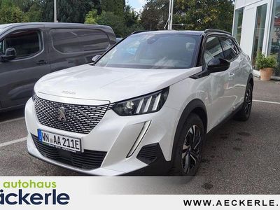 Gebraucht Peugeot e-2008 GT 100 kW (136 PS) 2023 Perlmuttweiß perleffekt SUV