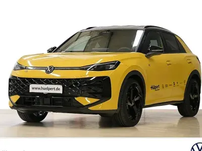 Usata VW T-Roc R-line 150 CV (110 kW) 2026 Giallo SUV