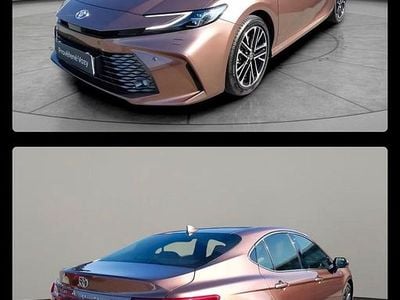 Gebraucht Toyota Camry 300 PS (220 kW) 2024 Braun Limousine