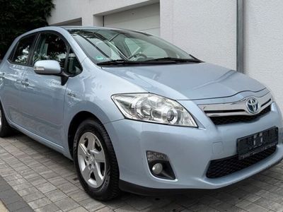 Toyota Auris Hybrid