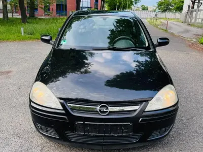 Używany Opel Corsa 81 KM (59 kW) 2005 Czarny Hatchback