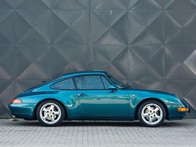 Porsche 911 Carrera