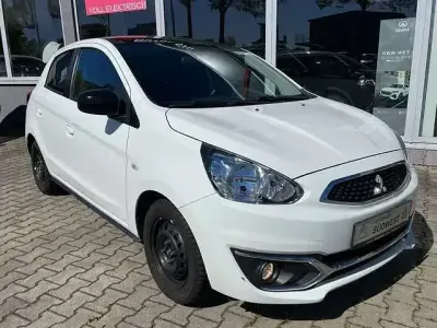 Gebraucht Mitsubishi Space Star Active 80 PS (58 kW) 2019 Weiss / schwarz Kleinwagen