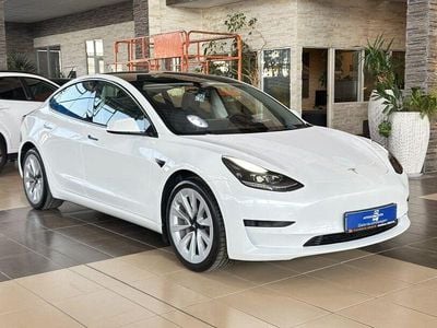 Gebraucht Tesla Model 3 RWD 239 kW (325 PS) 2022 Weiã Limousine