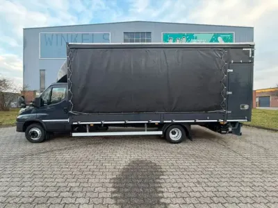Usata Iveco Daily 180 CV (132 kW) 2020 Grigio Furgone