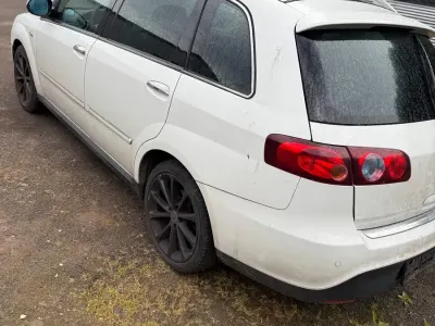 Gebraucht Fiat Croma 147 PS (108 kW) 2008 Weiß Kombi