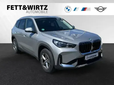 Gebraucht BMW X1 Sport Line 326 PS (239 kW) 2024 Spacesilber metallic SUV