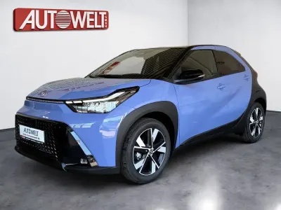 Neu Toyota Aygo X 116 PS (85 kW) 2026 Violett SUV