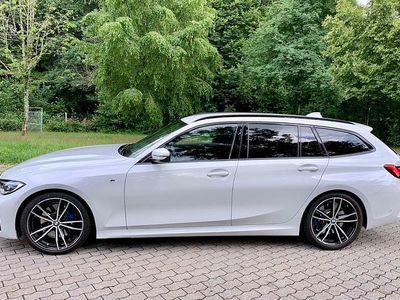 Gebraucht BMW 330 M Sport 258 PS (189 kW) 2020 Weiß Kombi