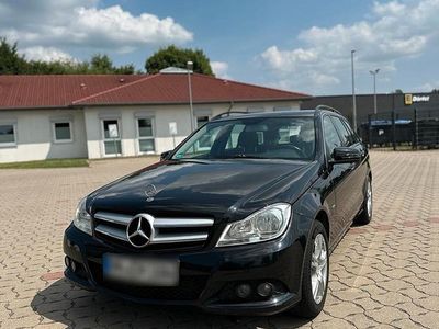 Gebraucht Mercedes C200 136 PS (100 kW) 2011 Schwarz Kombi