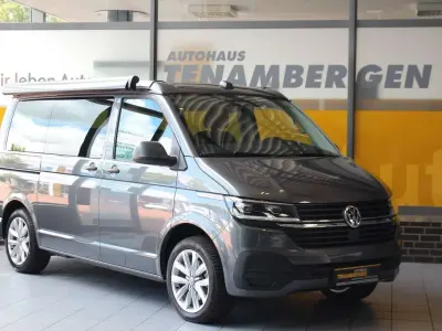 Gebraucht VW California Beach 150 PS (110 kW) 2023 Indiumgrau metallic Van