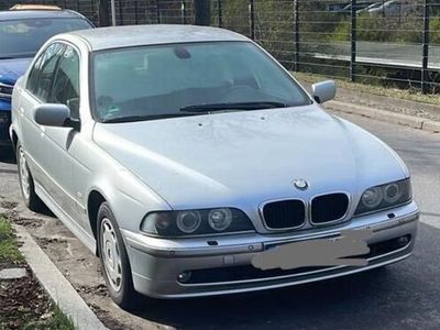 gebraucht BMW 525 i A -