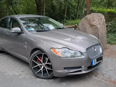 Gebraucht Jaguar XF 207 PS (152 kW) 2009 Andere farben Limousine