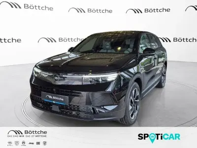 Neu Opel Grandland X 145 PS (106 kW) 2026 Lackierung schwarz perla nera/ SUV