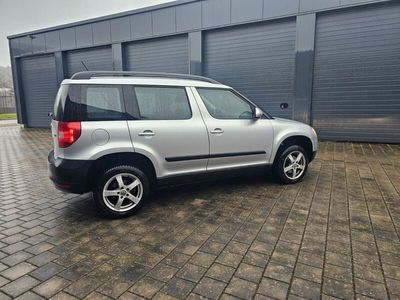 gebraucht Skoda Yeti 1.2 TSI Active Active