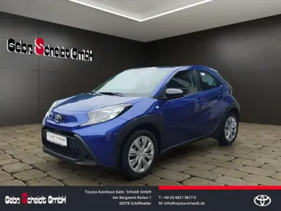 Gebraucht Toyota Aygo X Business Edition 72 PS (52 kW) 2025 Juniper blue SUV