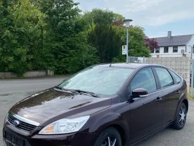 Gebraucht Ford Focus Style 101 PS (74 kW) 2008 Violet Limousine