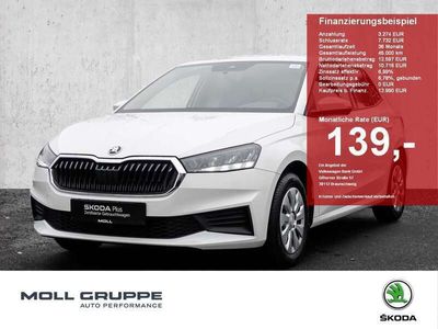 gebraucht Skoda Fabia Active 1.0 MPI LED FLA 360 W-PAKET PDC