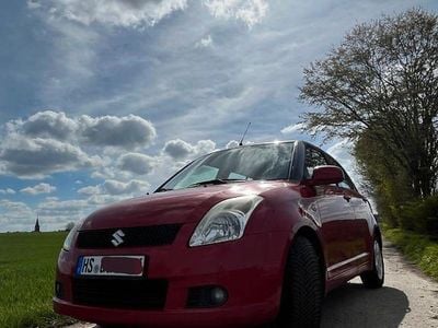 Gebraucht Suzuki Swift Exclusive 102 PS (75 kW) 2008 Rot Kleinwagen